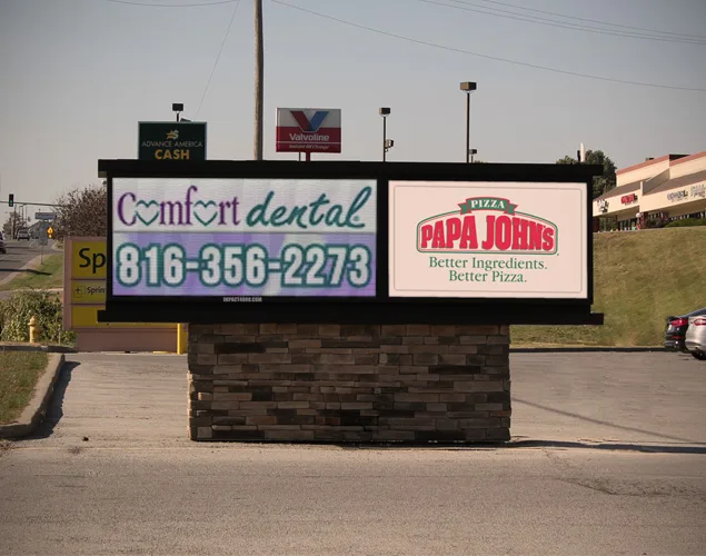 FLEX outdoor LED sign at Comfort Dental in MO.