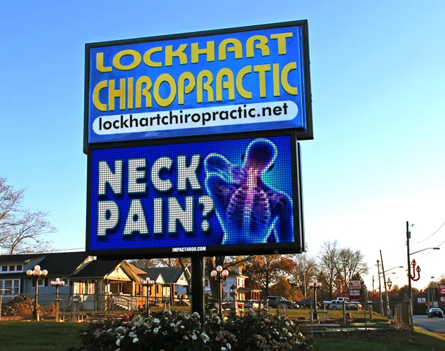 FLEX outdoor LED sign at Lockhart Chiropractic in Marshall, MO.