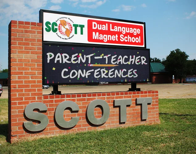 FLEX outdoor LED sign at Scott Dual Language Magnet School.