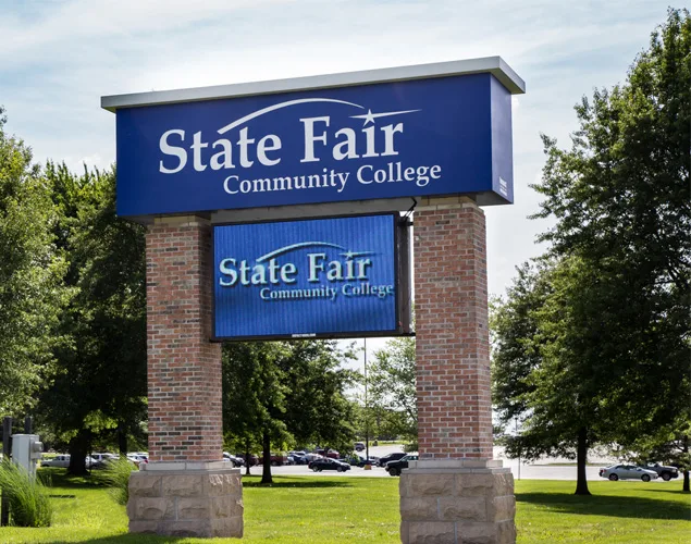 FLEX outdoor LED sign at State Fair Community College.