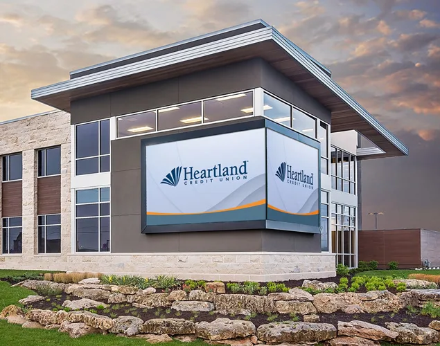 ONYX outdoor LED sign at Heartland Credit Union in Wichita, KS.