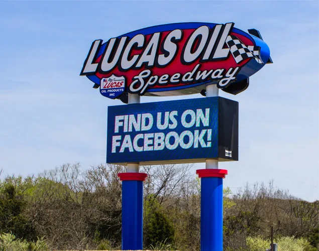 ONYX outdoor LED sign at Lucas Oil in Wheatland, MO.