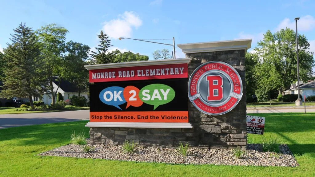 LED display installation for Schools | Monroe Road Elementary. Searchable industry: Education. Product: STAX.